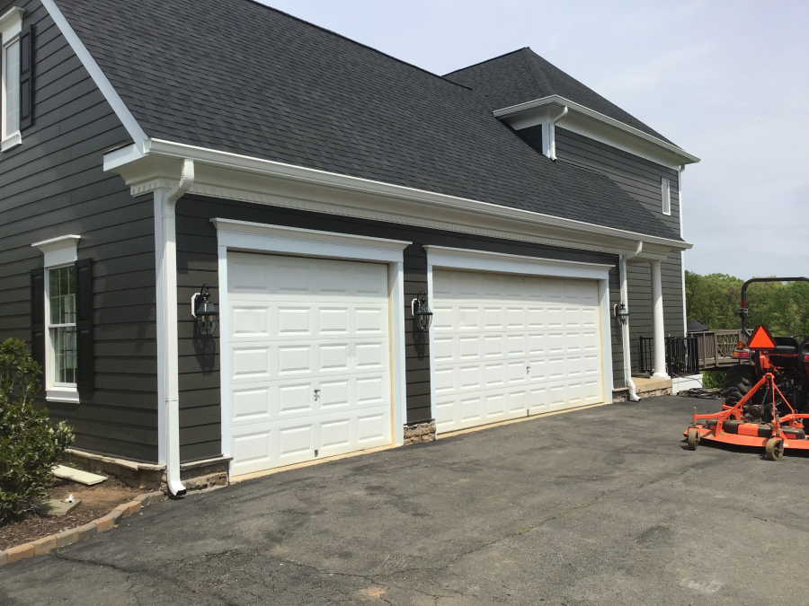 Exterior Painting Garage Preview Image 3