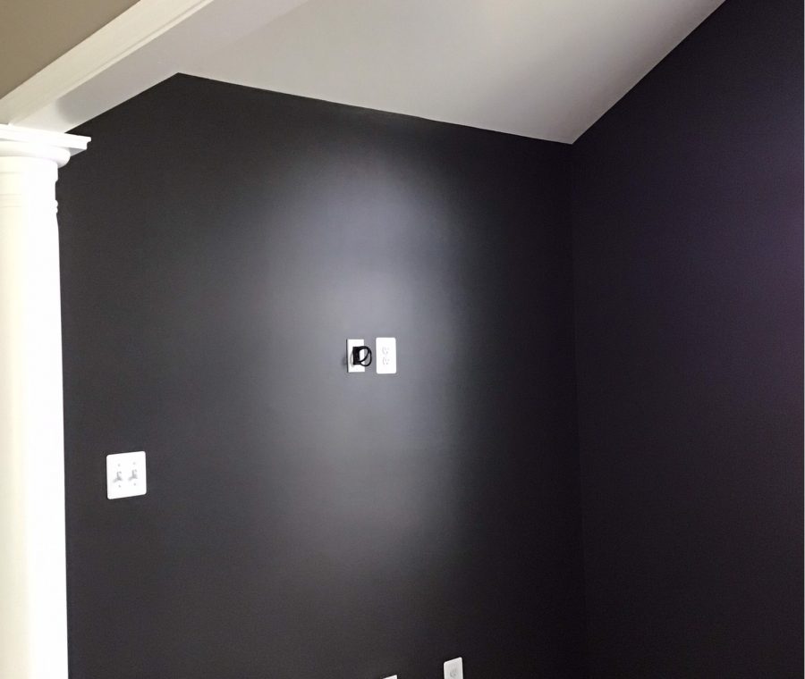 Painted wall corner Preview Image 14