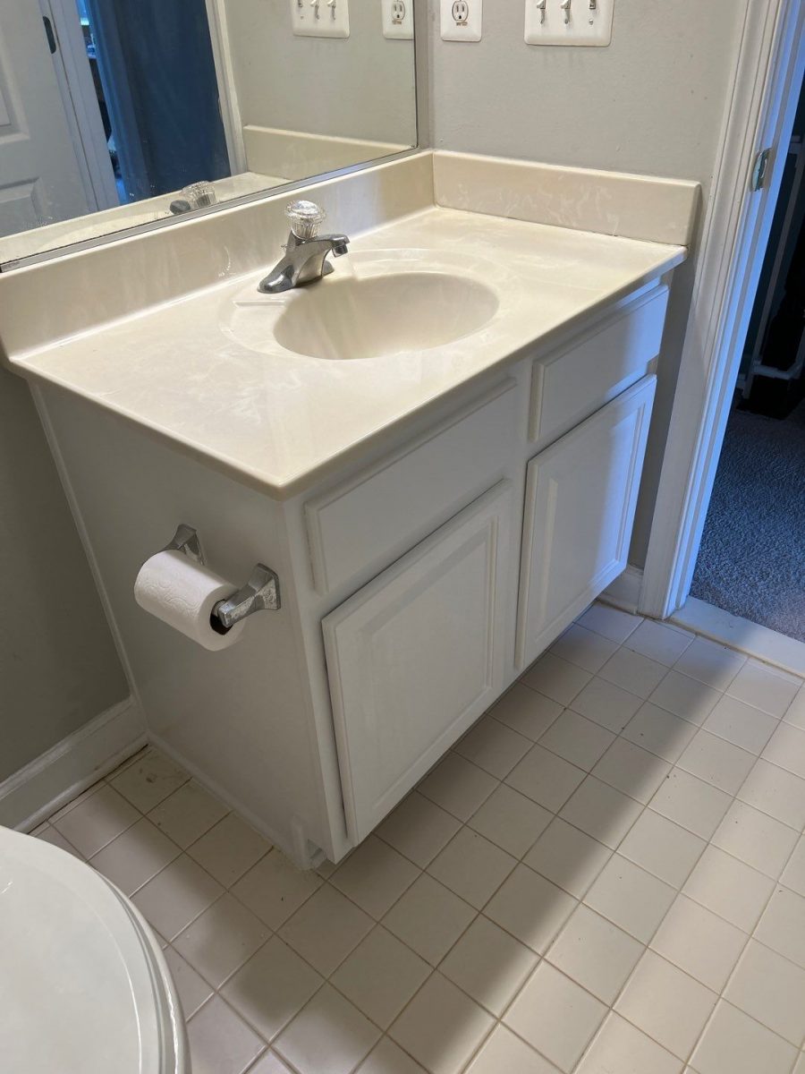 Guest Bathroom Cabinets Preview Image 8