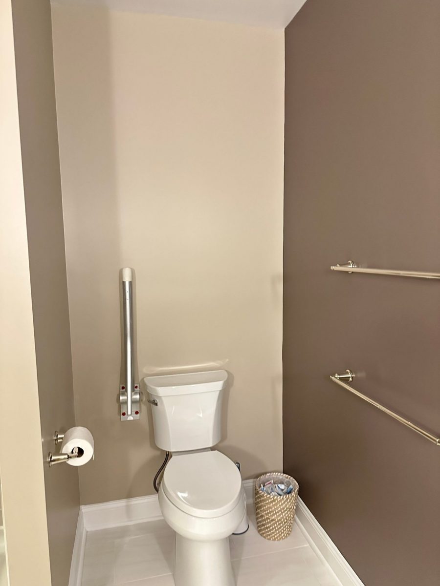 Interior Bathroom Brown Tones Preview Image 3