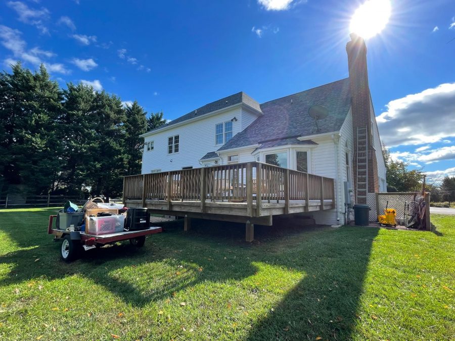 Exterior Paint of the Back of the Leesburg House Preview Image 6