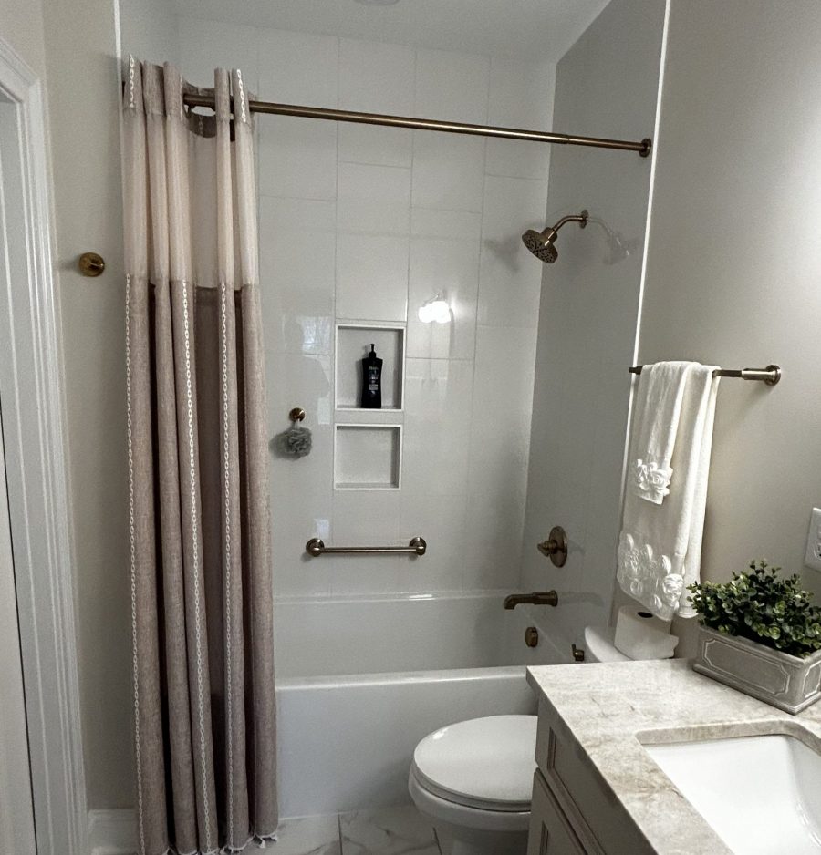 bathroom after painting Preview Image 3