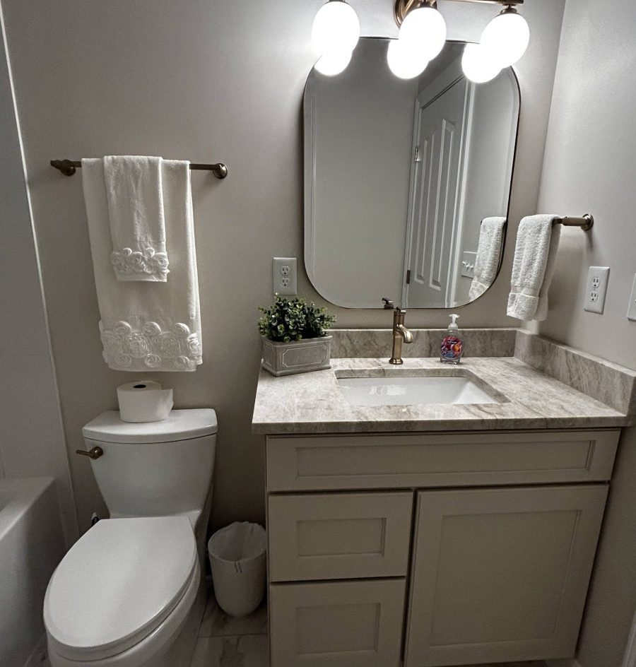 bathroom after painting Preview Image 2