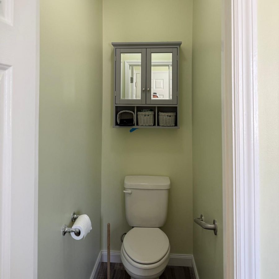 bathroom after painting Preview Image 2