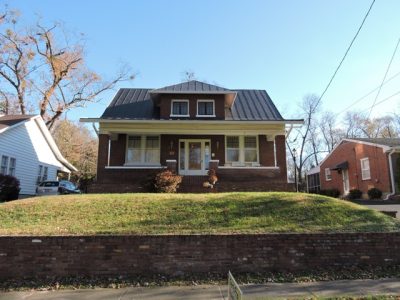 photo of repainted home in brownsboro village 40206