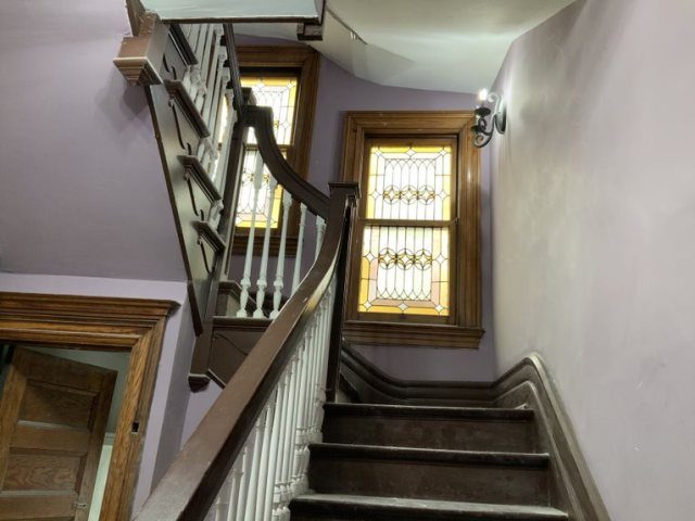 staircase before Preview Image 4