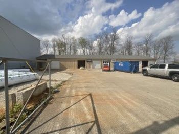 before photo of storage unit in louisville Preview Image 5