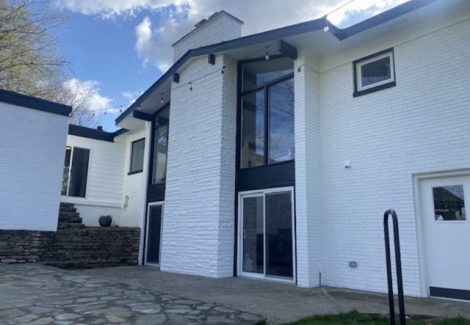 photo of repainted brick home in louisville