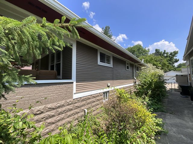 photo of repainted exterior in deer park Preview Image 3