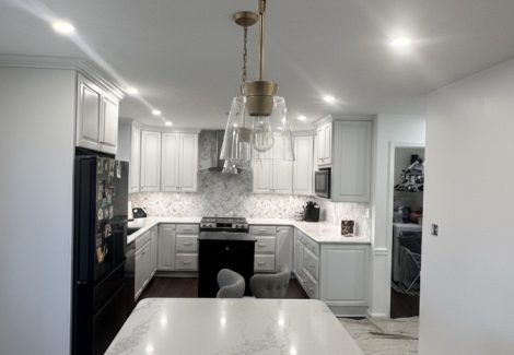 Kitchen Walls & Cabinets