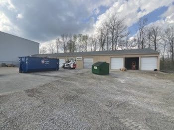 before photo of storage unit in louisville Preview Image 6