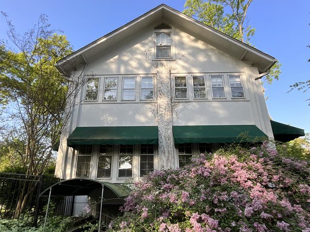 exterior of home in jeffersontown before being painted Preview Image 3