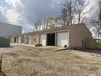 before photo of storage unit in louisville Preview Image 7