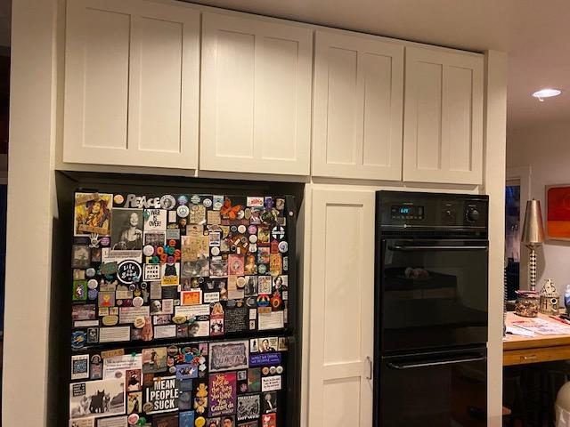 wall and cabinet repainted in new albany - after Preview Image 6