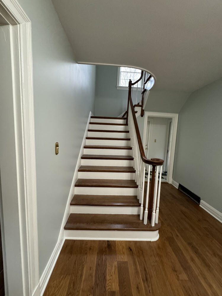 photo of repainted interior in the highlands kentucky Preview Image 6