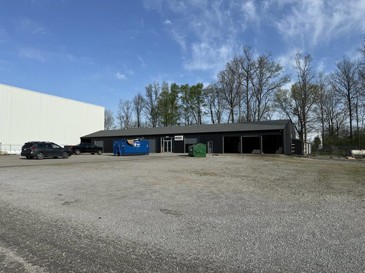 photo of repainted storage unit in louisville Preview Image 4