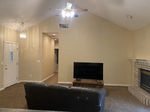 photo of interior of home in louisville before being painted Preview Image 3