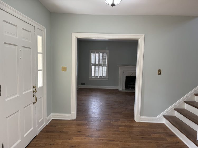 photo of repainted interior in the highlands kentucky Preview Image 7