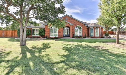 Brick Home in Highland Oaks