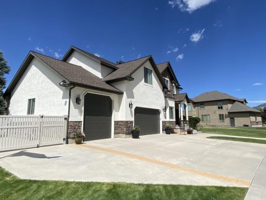 stucco home painted by certapro of bothell lynnwood