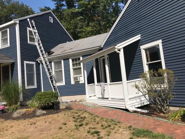 White Trim & Blue Exterior Preview Image 1