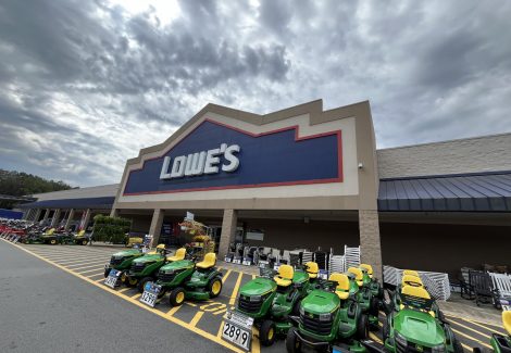 lowe's exterior