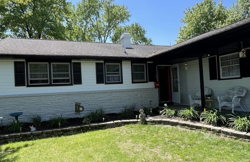 Marlton, NJ Black & White Home Exterior After