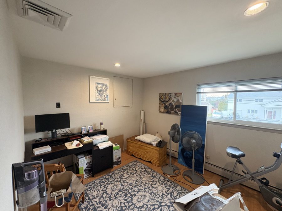 home office in wantagh before being painted Preview Image 3