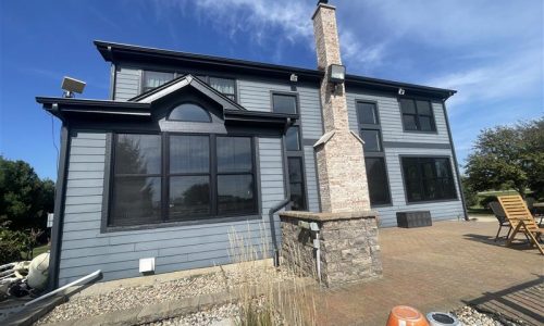 Modern Two-Tone Exterior