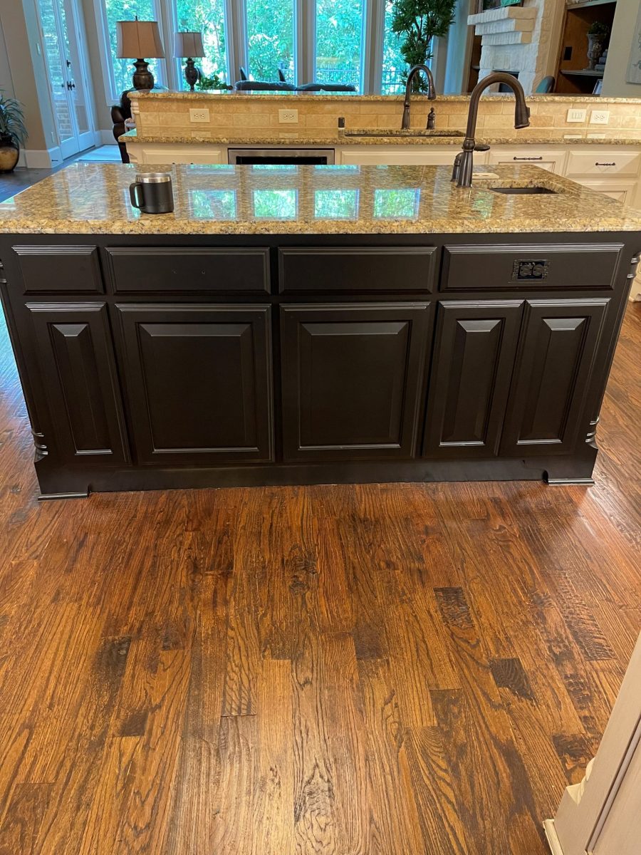 black cabinets Preview Image 2