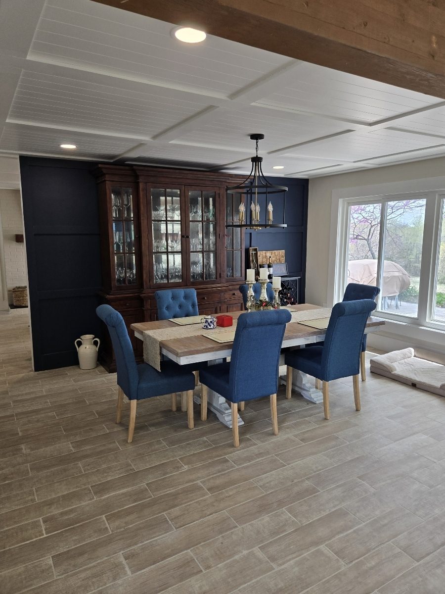 dining room with blue accent wall Preview Image 2