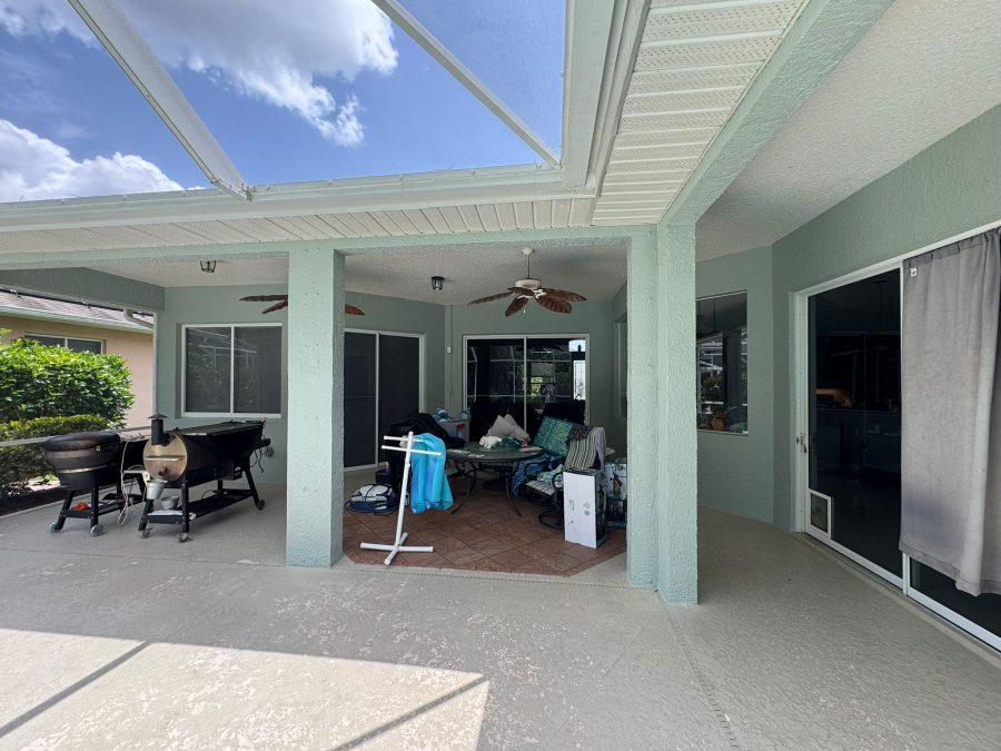 seafoam green exterior Preview Image 6