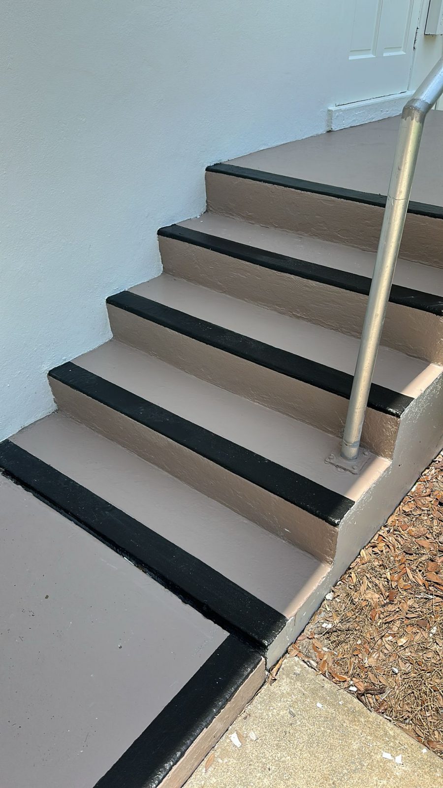 church exterior Preview Image 5