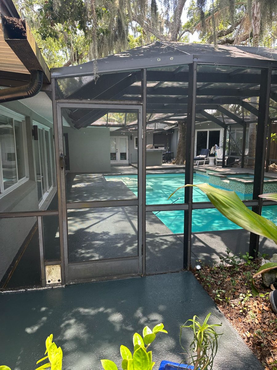 pool area Preview Image 1