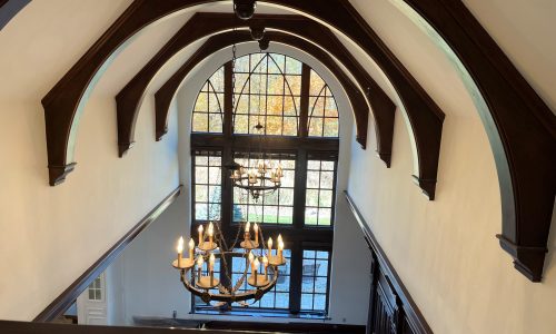 ... next, a closer look at some of the ceiling work...