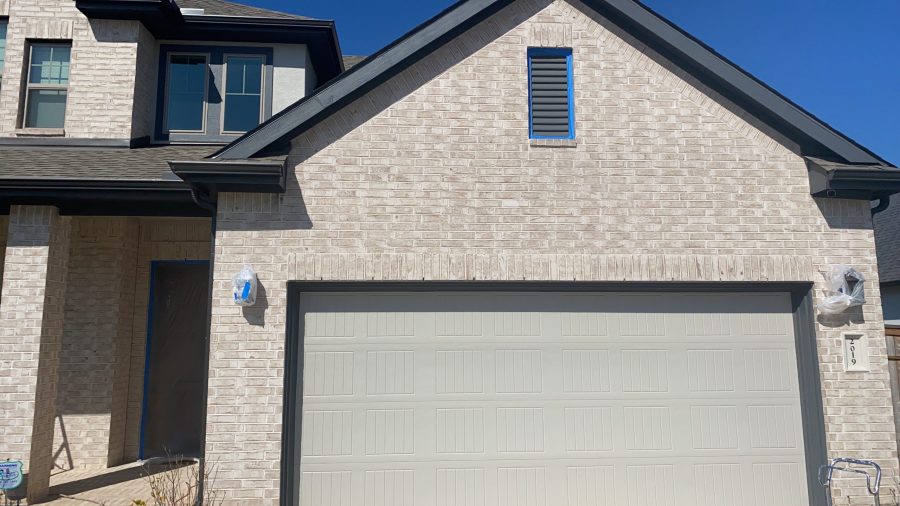 House Exterior in Sienna, Tx Before Being Painted Preview Image 1