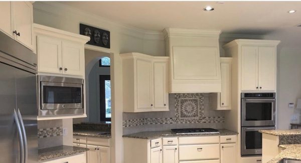 Kitchen Cabinet Painters in Sugar Creek, TX