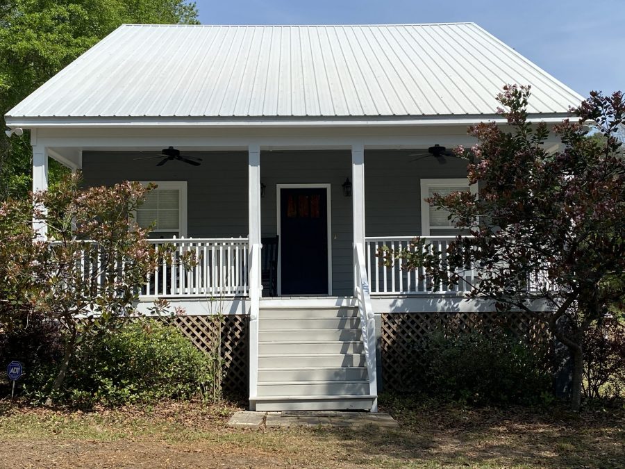 Front exterior of home after painting Preview Image 3