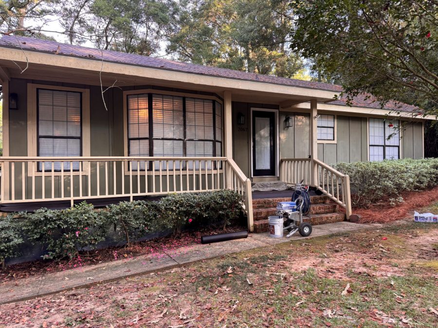 house with green hardie board siding before repaint Preview Image 1