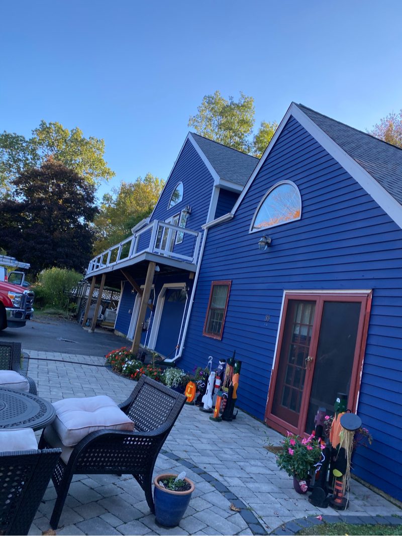 Home siding repaint Preview Image 5