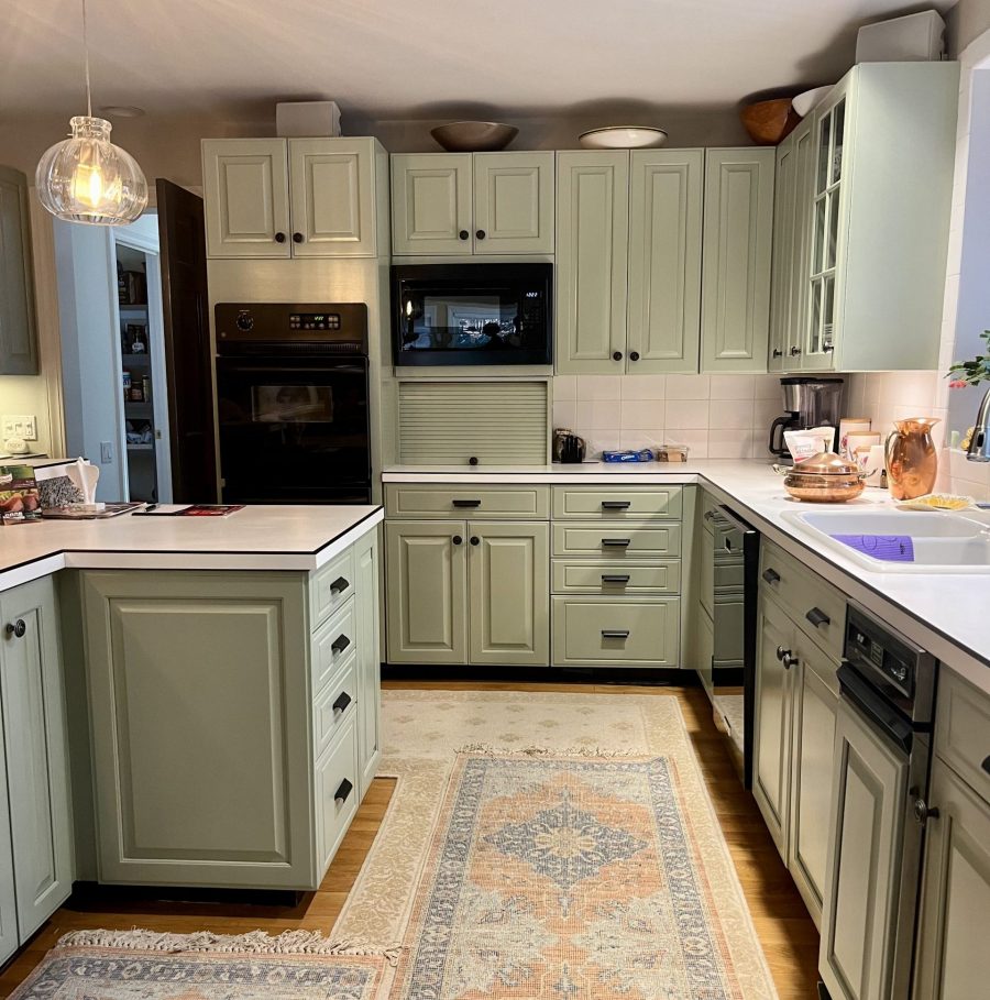 Kitchen Cabinet Painting Professionals Preview Image 1