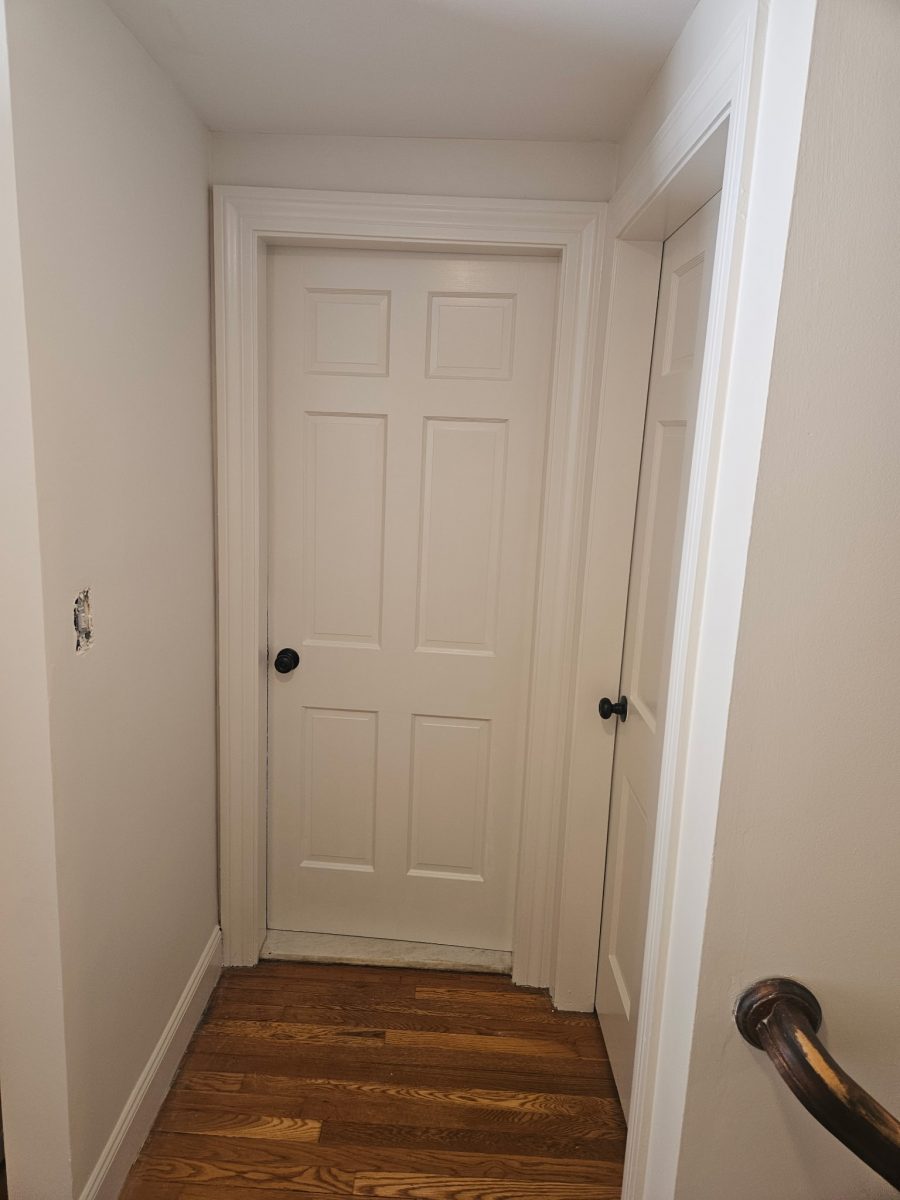 Groton, MA Interior House Painting Preview Image 6