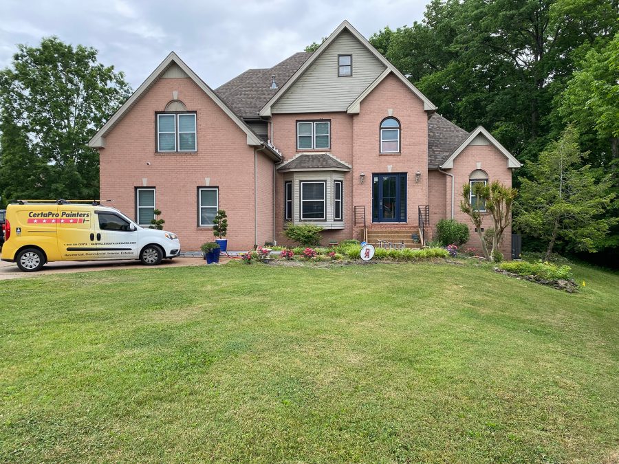 Front of brick home (before) Preview Image 1