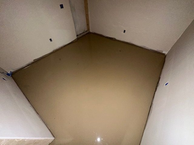 floor with tan coating Preview Image 8