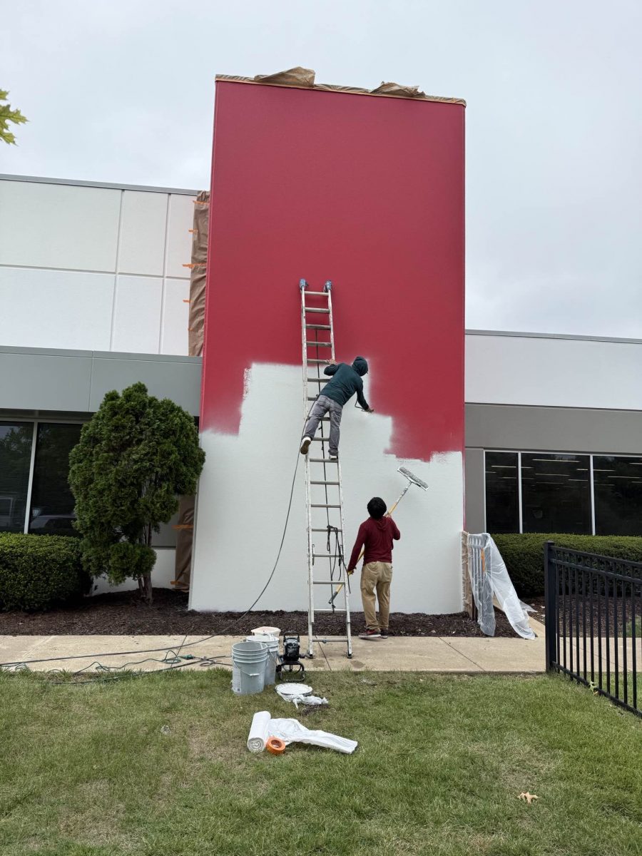 painters working on exterior of commercial building Preview Image 5