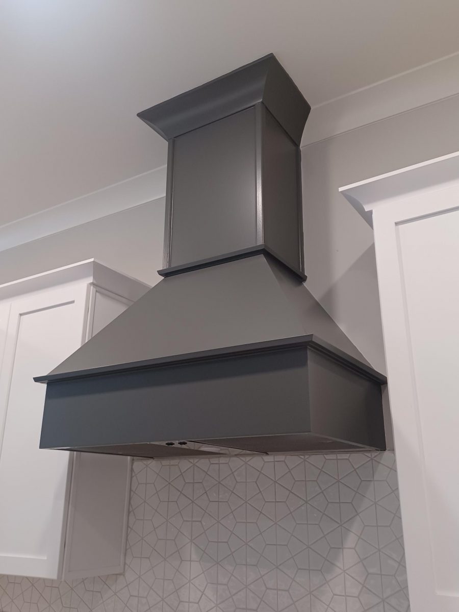 dark painted kitchen hood Preview Image 8