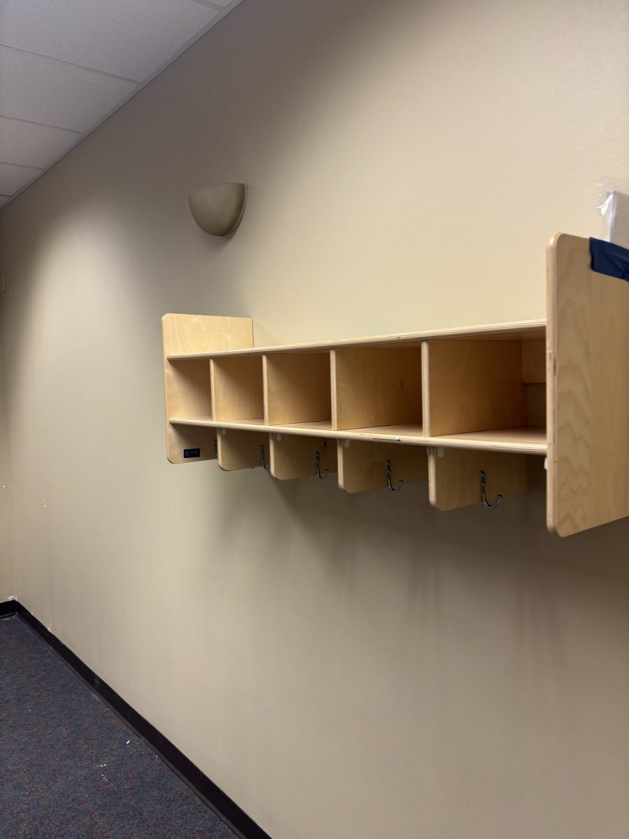 wooden cubby shelf hanging on wall Preview Image 9