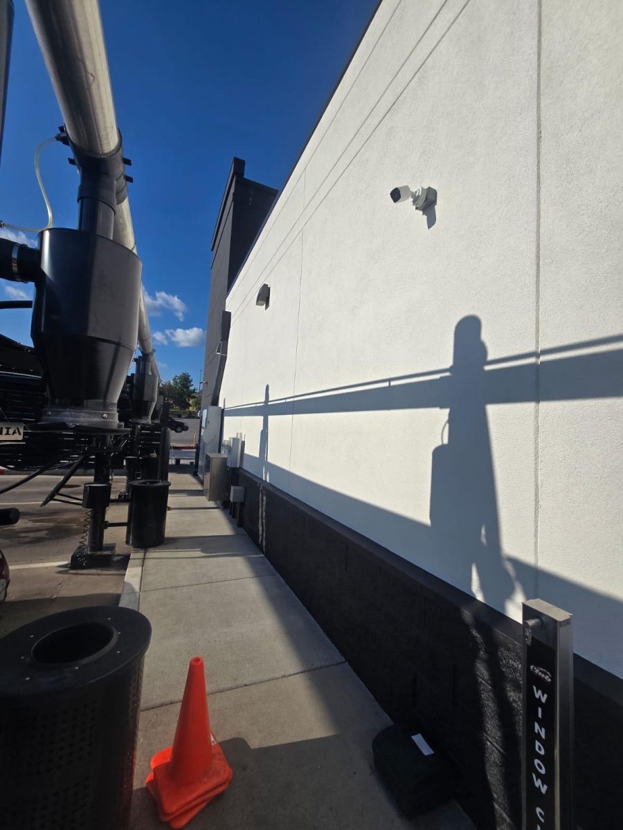 exterior wall of car wash Preview Image 4