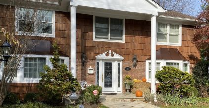 Roslyn, NY – Exterior Staining