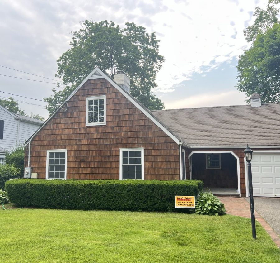 Restored cedar shinges on exterior of house in Manhasset, NY Preview Image 1